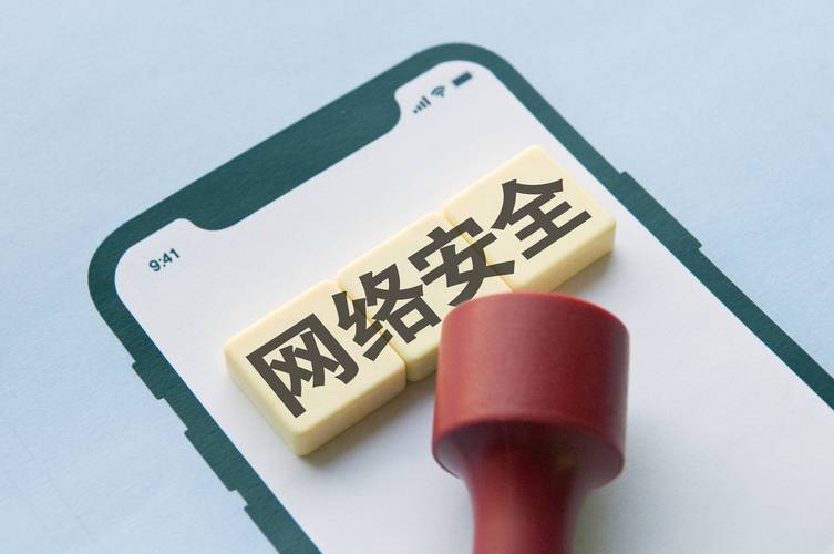 王斐然这个名字是怎么和闪电新闻绑在一起的？先厘清这三种搜索逻辑